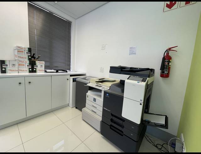 292M² OFFICE TO LET IN CENTURY CITY